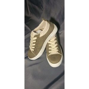 SODA Women's Cozy Faux Fur Platform Endear Sneakers Olive